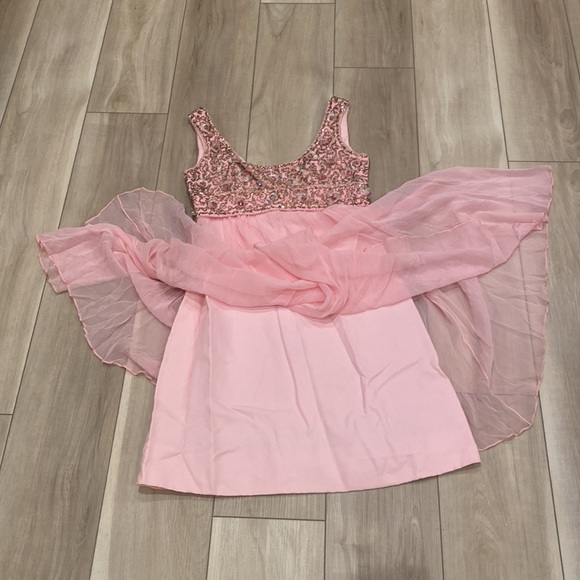 Beautiful Handmade Vintage Princess Cut Dress with Flower Beading - Picture 12 of 13